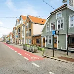 Apartment With Two Bedrooms And Parking
